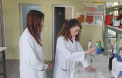 Sistem za produkciju gasova u in vitro uslovima | Poljoprivredno-prehrambeni fakultet UNSA