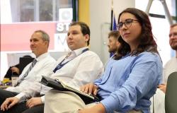 Fakultet za kriminalistiku, kriminologiju i sigurnosne studije UNSA | Studentica Nia Abadžić učestvovala na radionici "Elections Free of Disinformation"