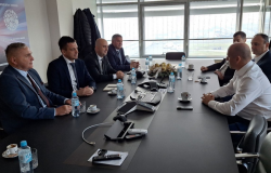 Delegacije Fakulteta za saobraćaj i komunikacije Univerziteta u Sarajevu i BH Pošte u posjeti Hrvatskim poštama: Perspektive zajedničkog razvoja