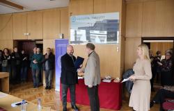 Uručena zahvalnica za predan rad i angažman u nastavi dr. Pavelu Ocepeku
