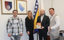 Sastanak predsjedavajućeg Okerića i delegacije Instituta za jezik UNSA: Podrška organizaciji Četvrtog simpozija o bosanskom jeziku