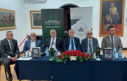 U Tuzli promovisana knjiga “Zvornik 1992–1995: Genocid na kapiji Bosne“, autora Muamera Džananovića i Elvedina Mulagića