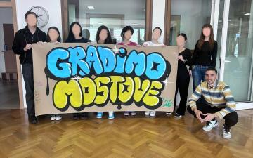 Student Akademije likovnih umjetnosti UNSA realizirao vannastavnu aktivnost "Od stava do izraza (ulična umjetnost – grafiti)"