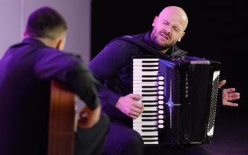Održan recital akordeoniste Azmira Halilovića na 19. Majskim muzičkim svečanostima