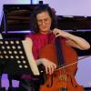 Umjetnice internacionalnog renomea violončelistica Monika Leskovar i pijanistica Julia Gubajdullina nastupile na 19. Majskim muzičkim svečanostima